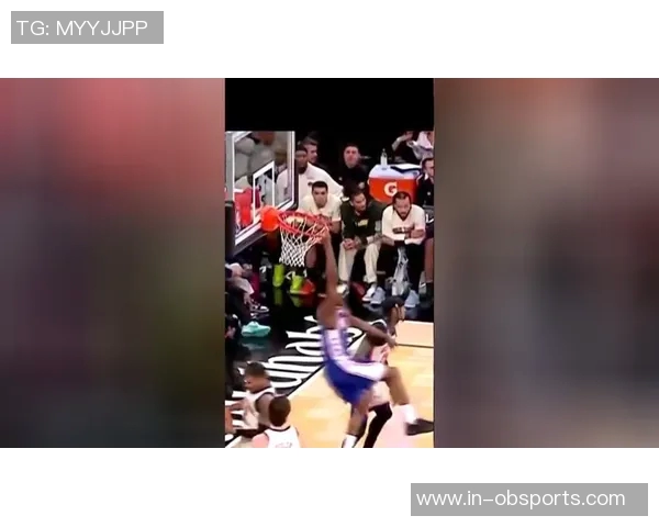 关键时刻不畏挑战埃奇库姆17投6中斩获17分8板9助攻表现出色 关键时刻不畏挑战埃奇库姆17投6中斩获17分8板9助攻表现出色